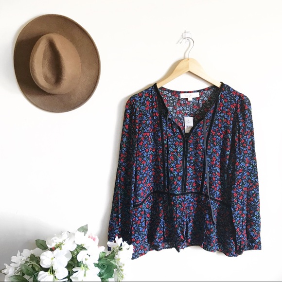 NEW Loft Floral Tie Neck Peplum Hem Blouse - Picture 4 of 9